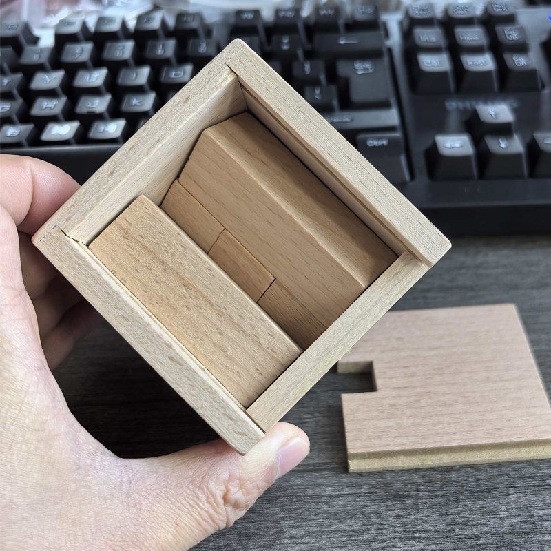 กล่องปริศนาไม้ Magic IQ Obliqu - Brain Teaser Cube บทวิจารณ์และราคา